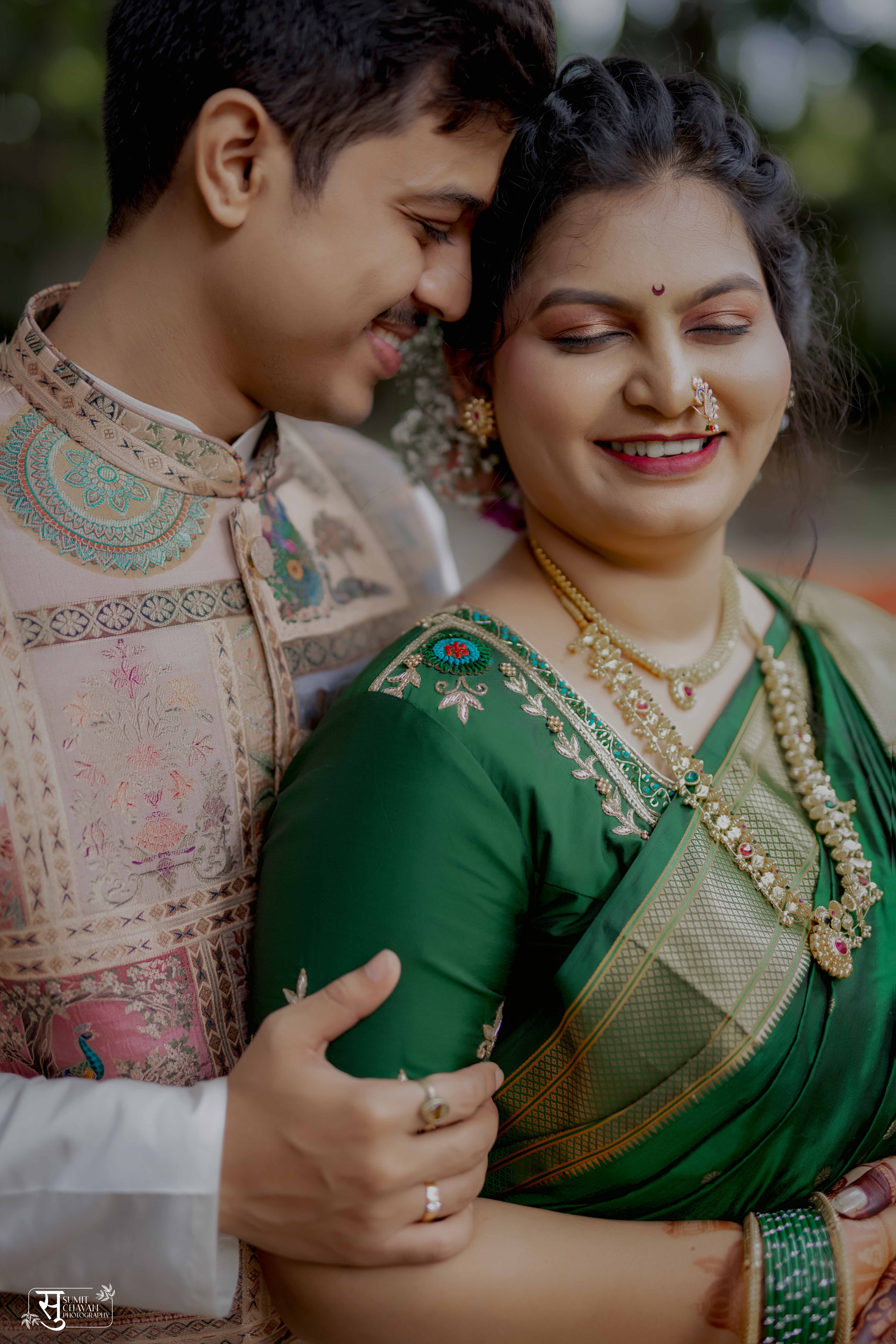engagement elegant styling - engagement photography portfolio
