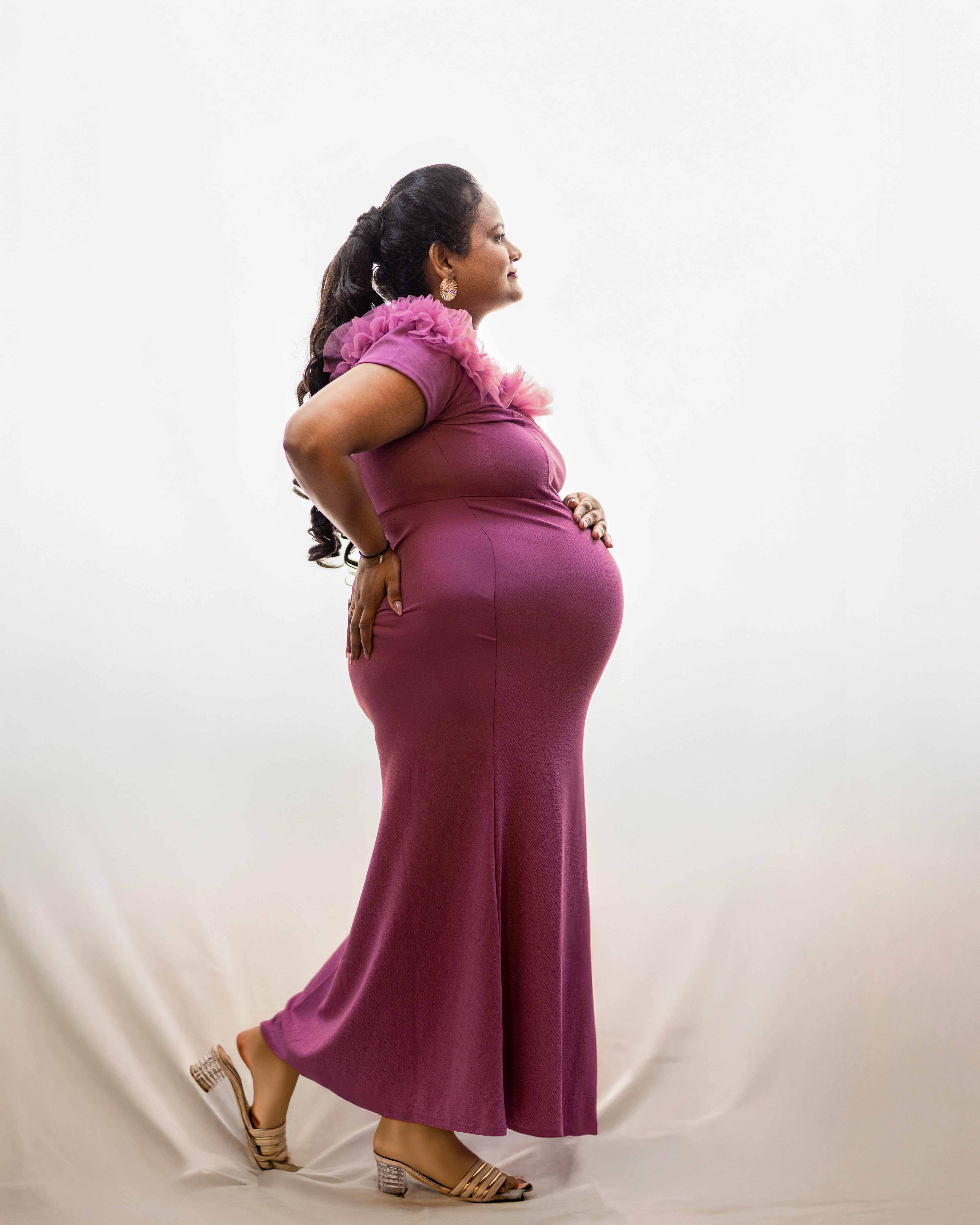 maternity beautiful lighting - maternity photography portfolio