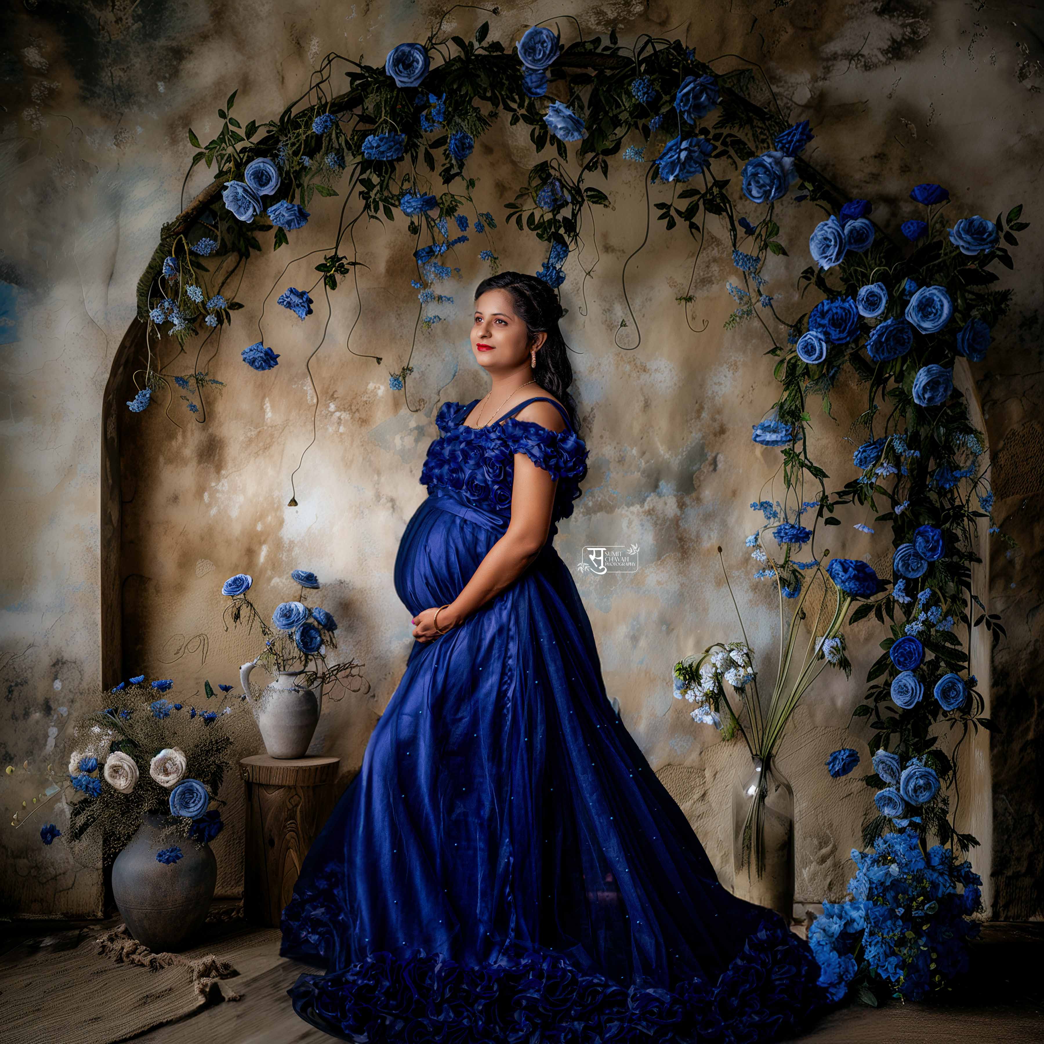 maternity elegant portrait session - maternity photography portfolio