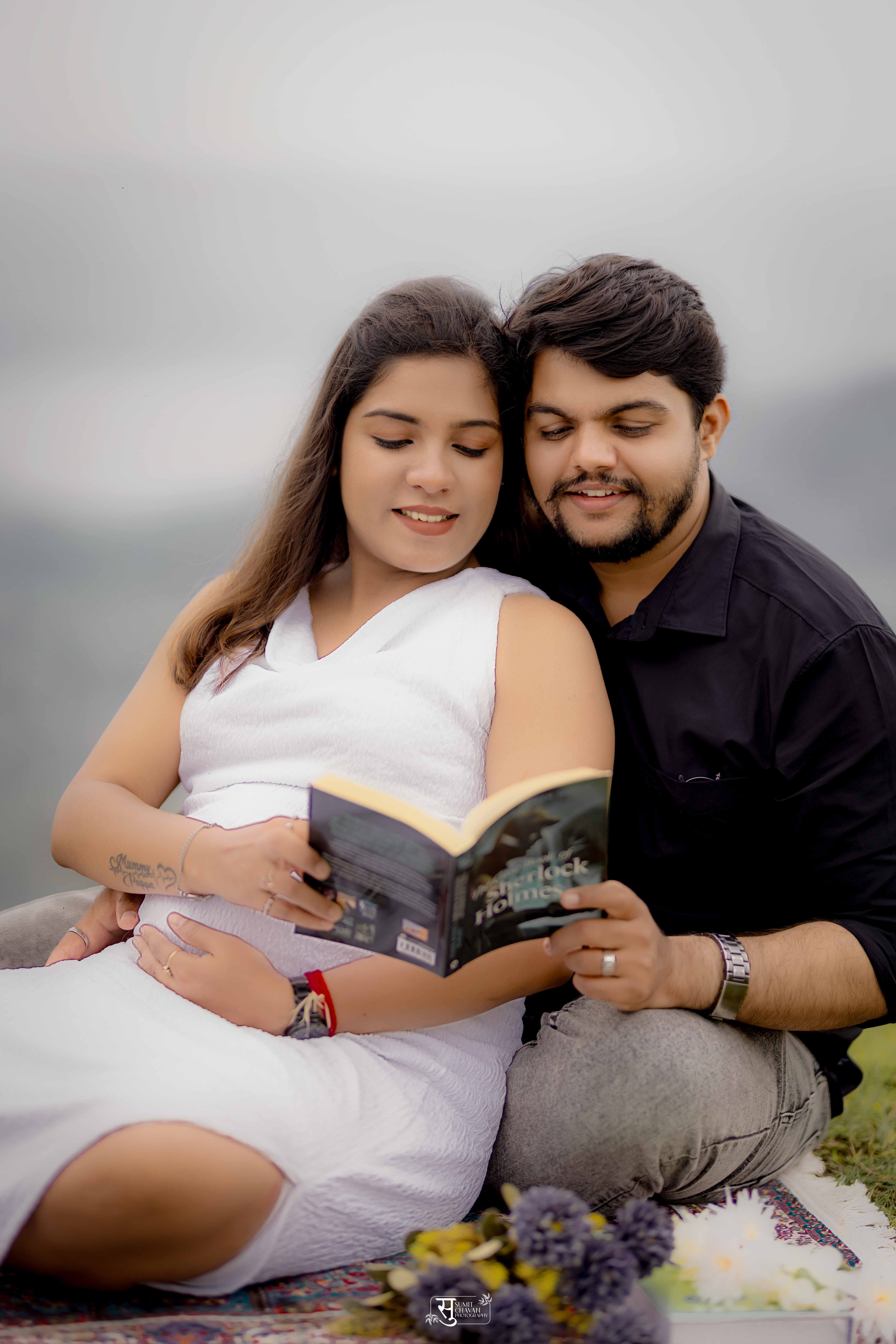 maternity elegant styling - maternity photography portfolio