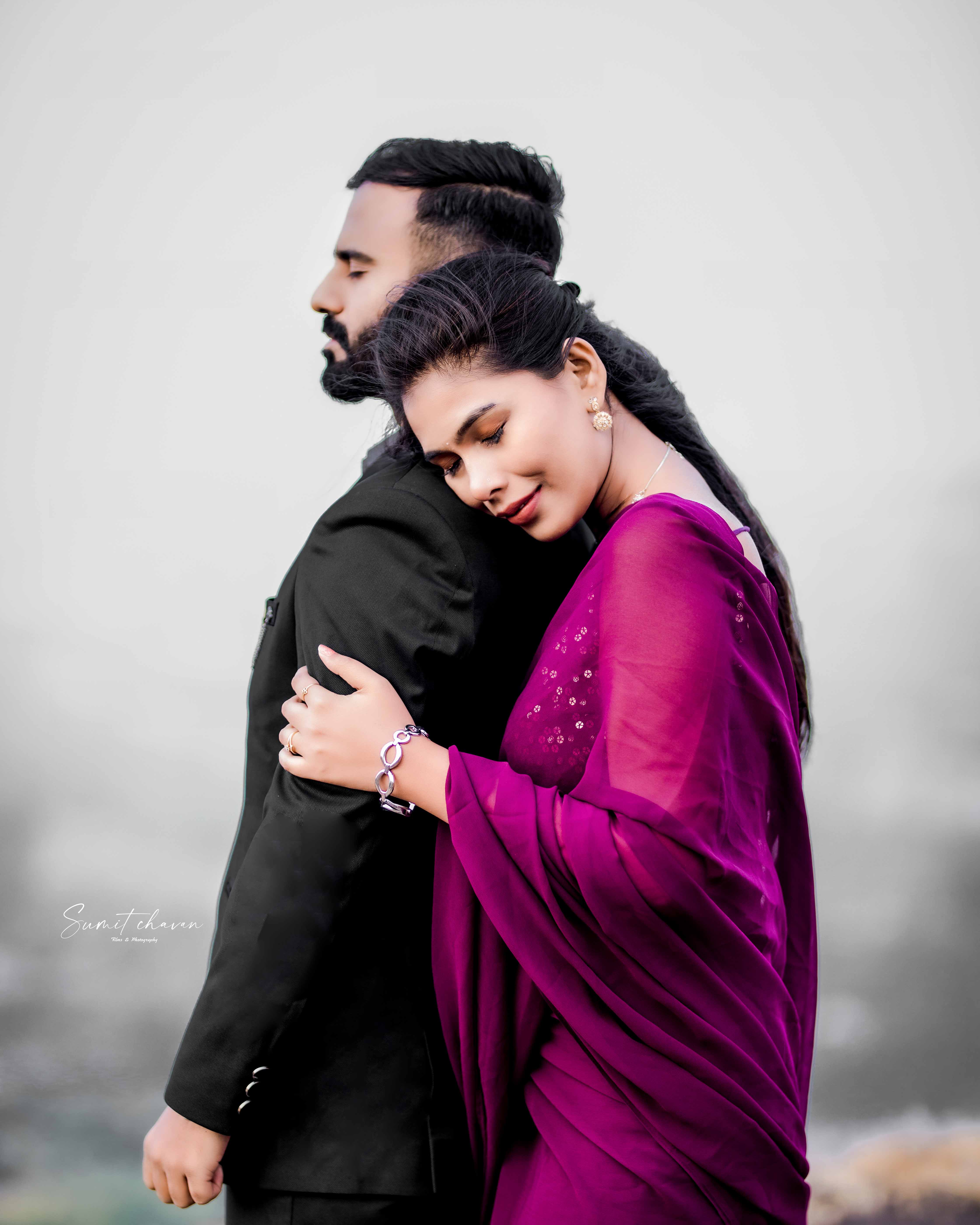Akshay Neha pre-wedding shoot Satara - romantic couple photography