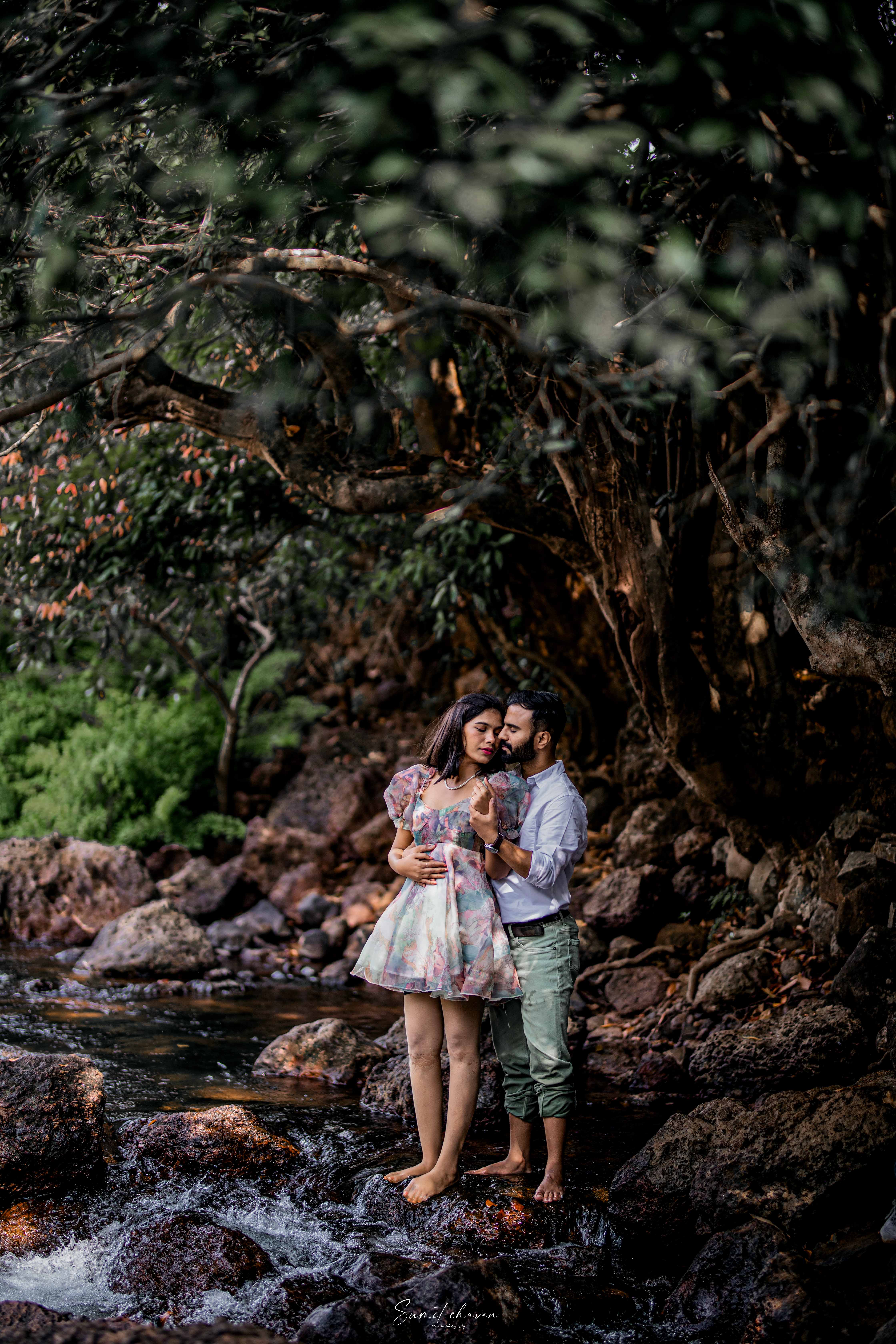 Akshay and Neha pre-wedding collection Satara - stunning moments