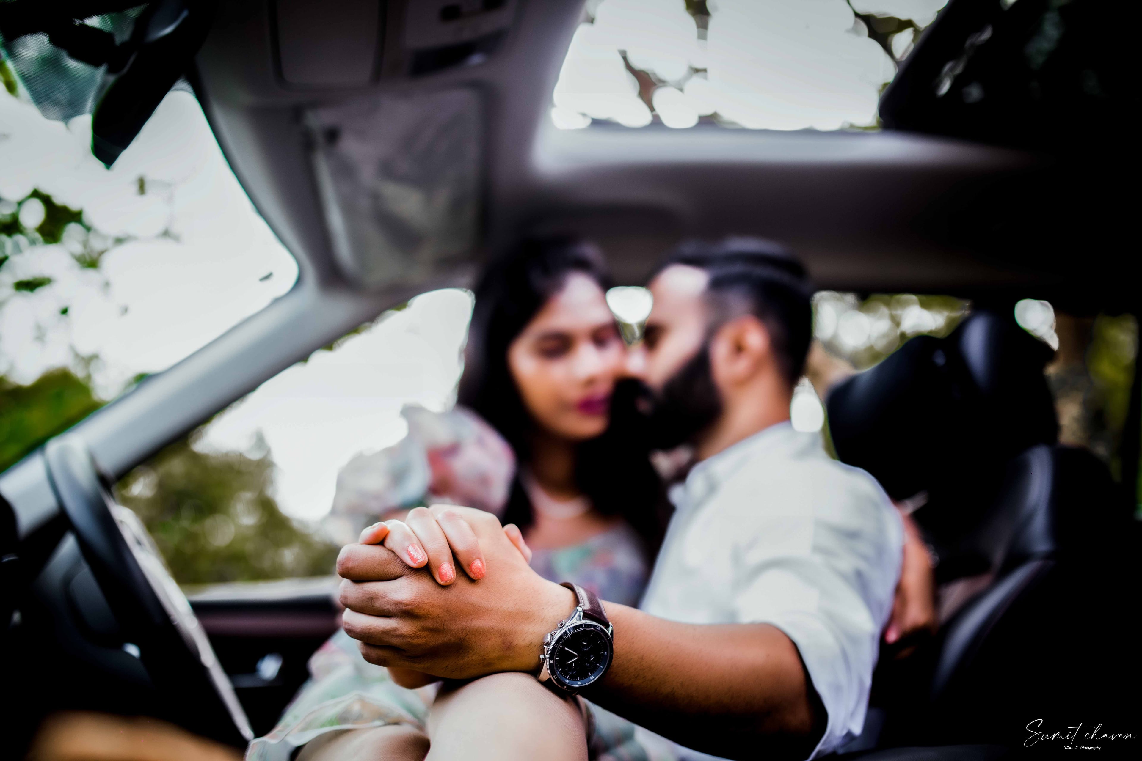 Akshay Neha romantic pre-wedding photography Satara - couple session