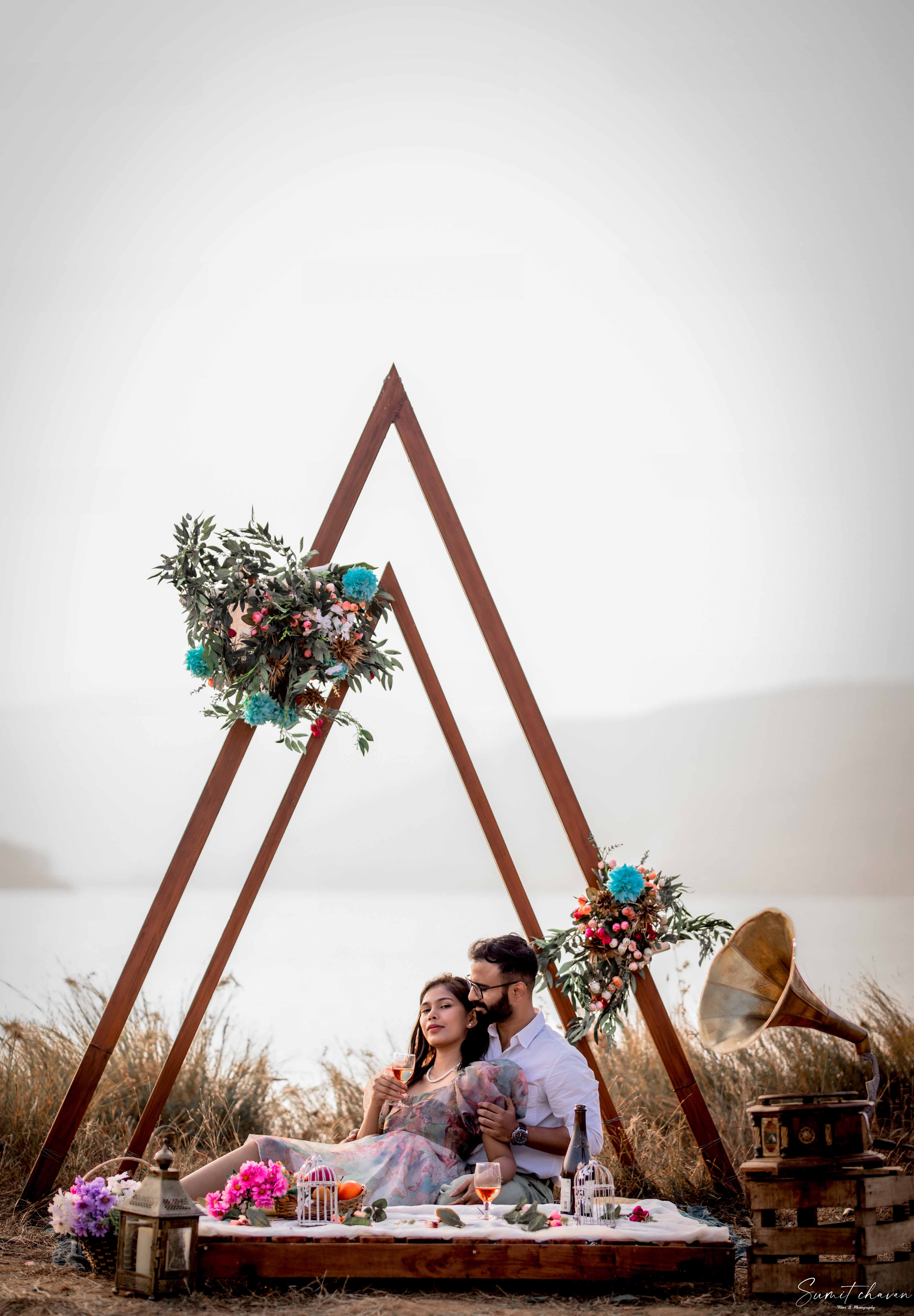 Akshay Neha pre-wedding shoot Satara - romantic couple portraits