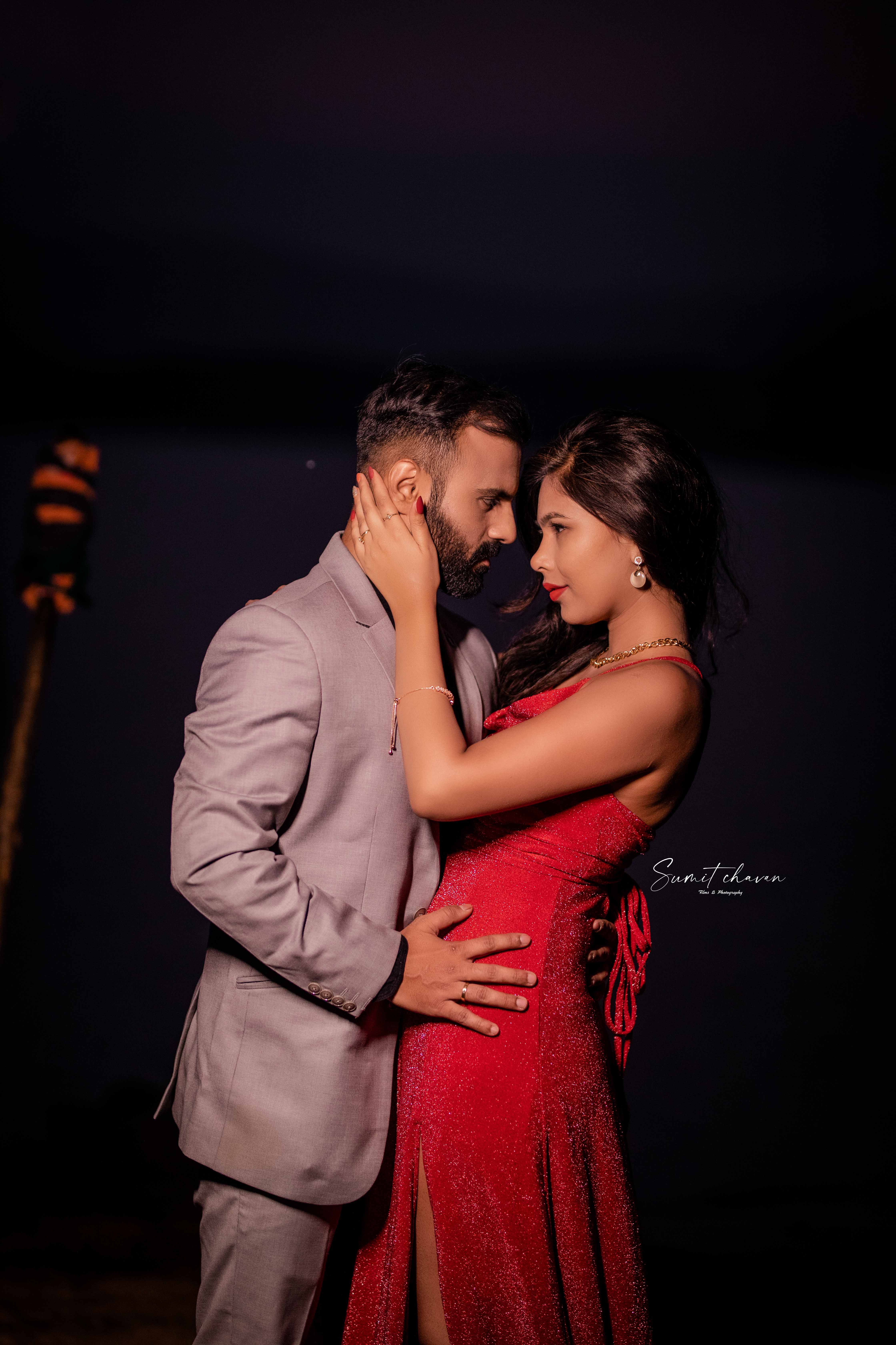 Akshay Neha pre-wedding collection Satara - stunning portraits