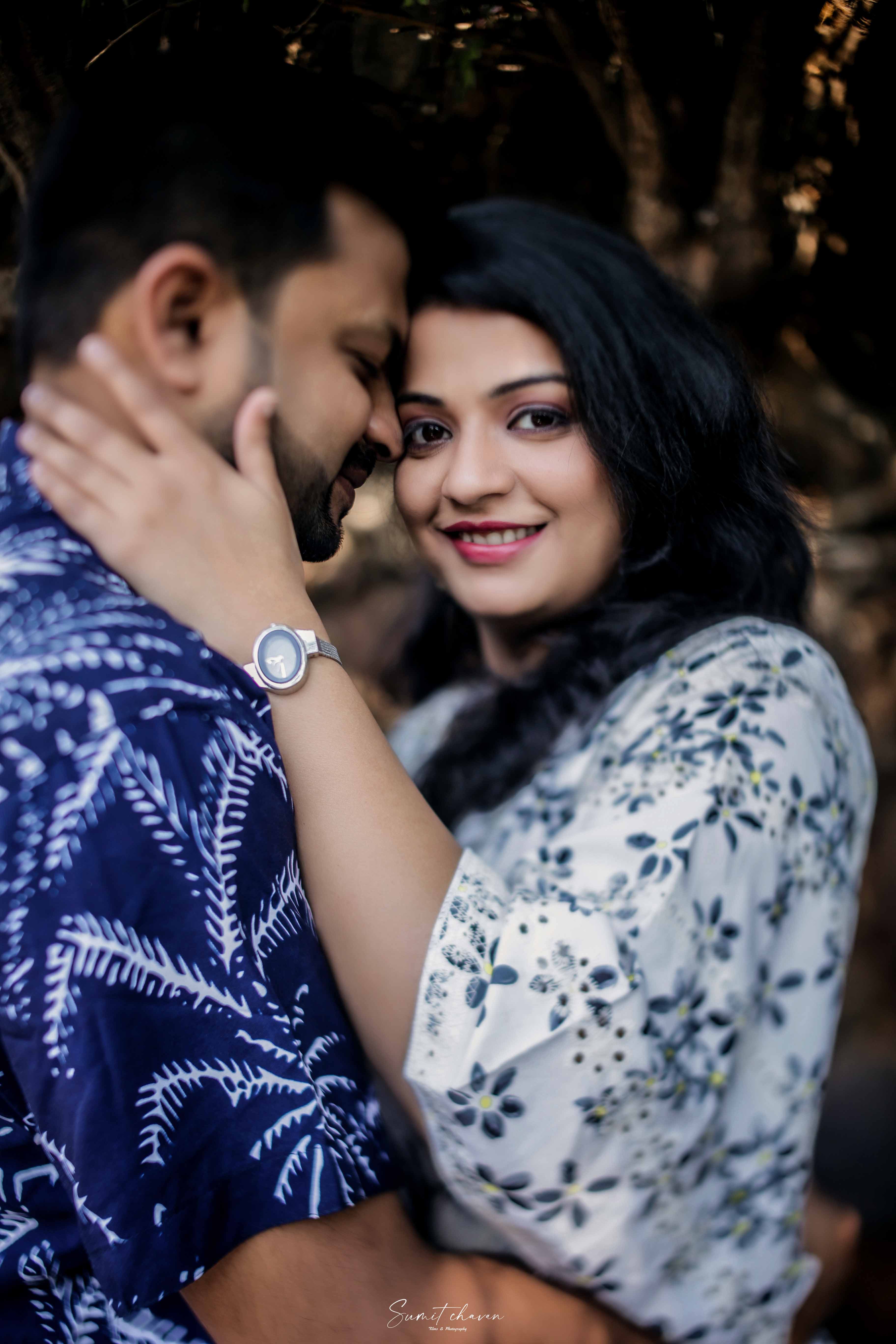 Sangam and Mahuli pre-wedding shoot Satara - elegant couple session