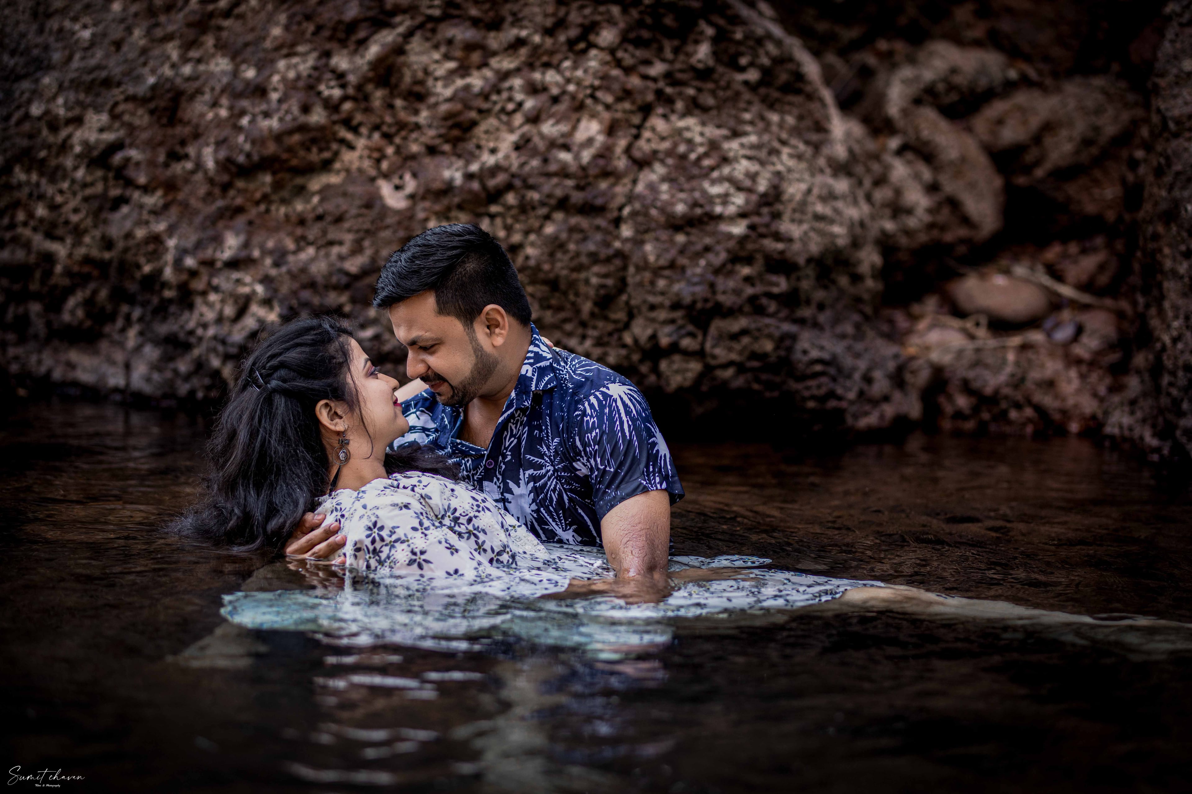 Sangam and Mahuli elegant pre-wedding photography Satara - couple moments
