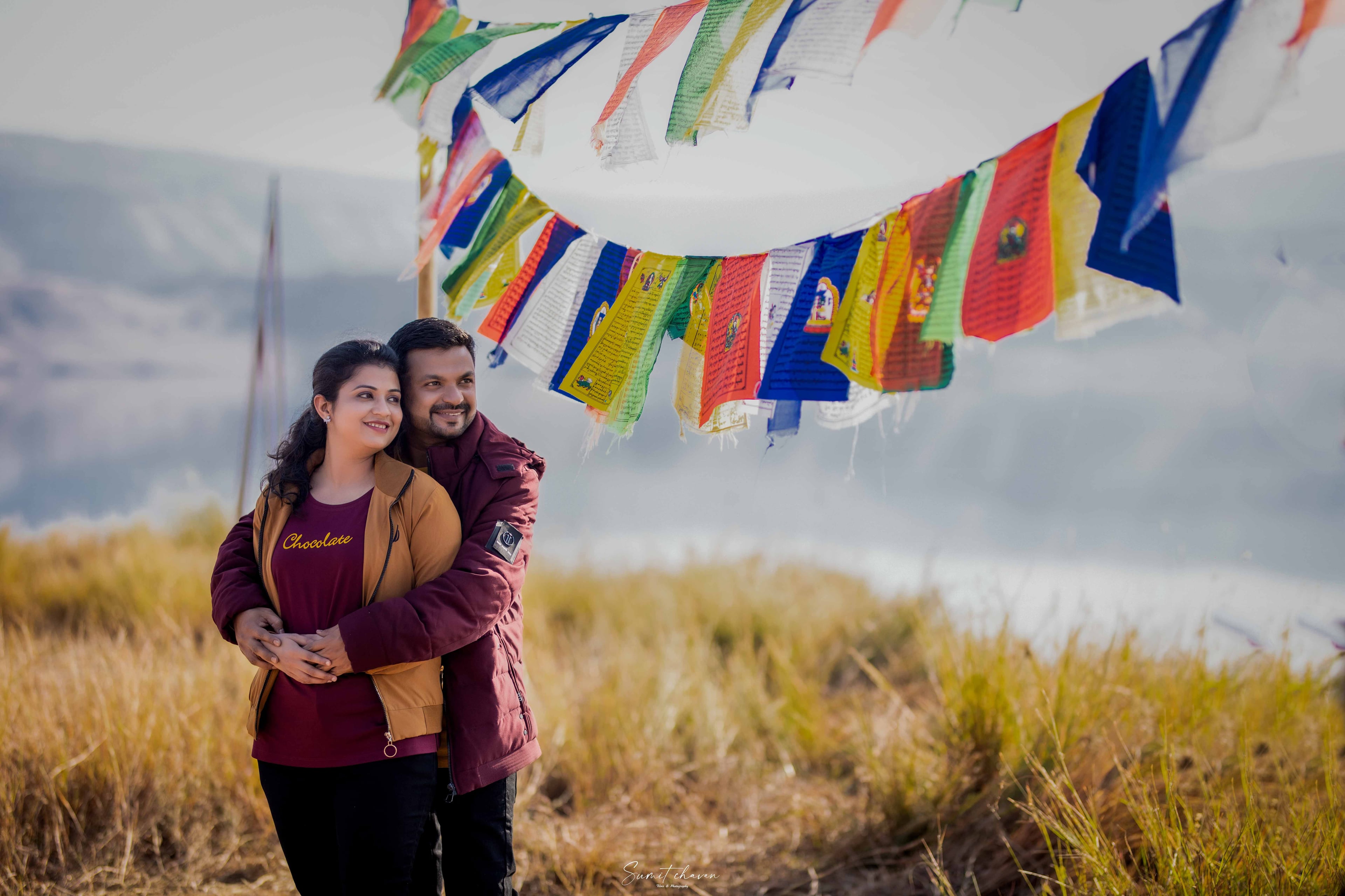 Sangam Mahuli pre-wedding shoot Satara - elegant couple portraits