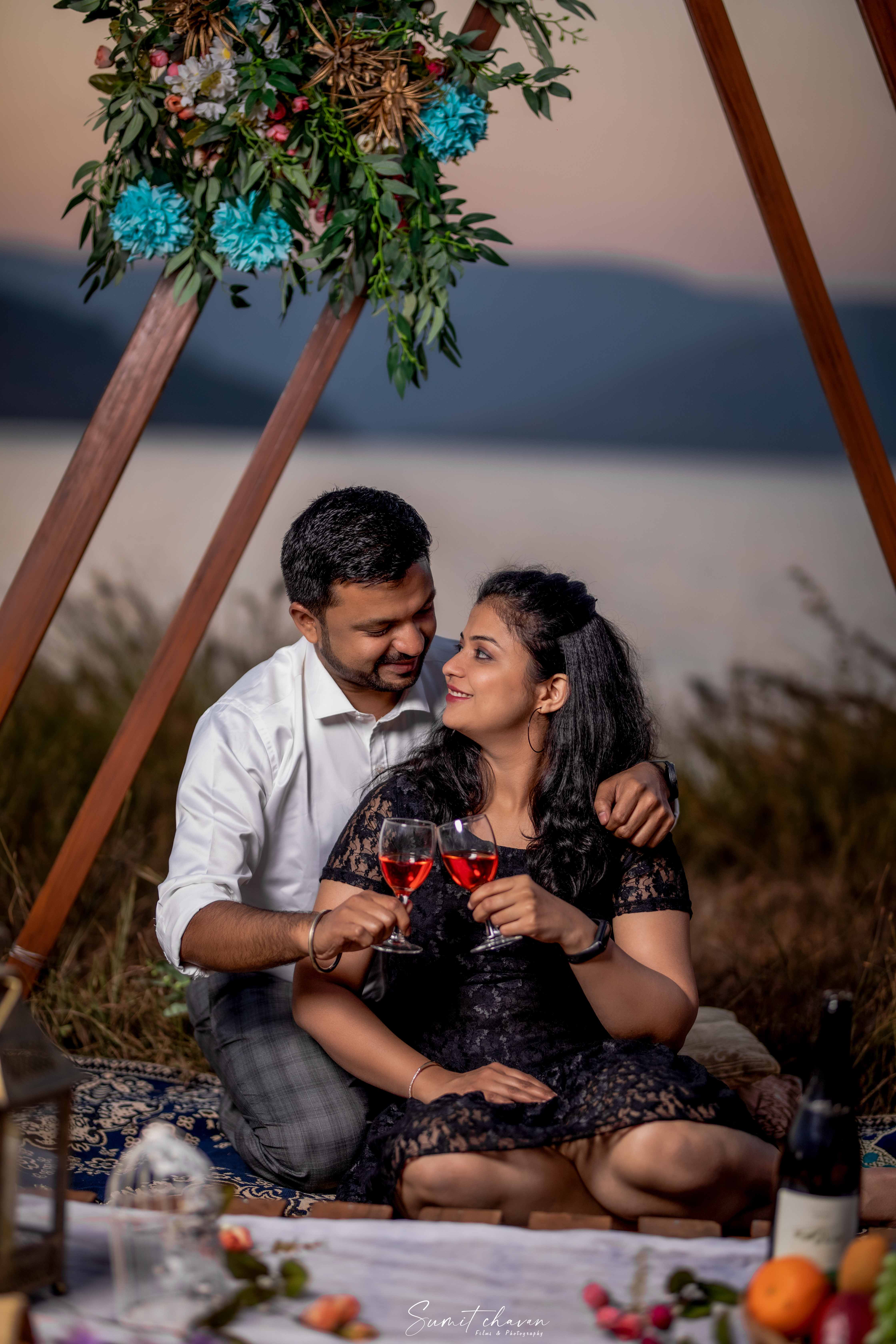 Sangam and Mahuli elegant pre-wedding photography Satara - beautiful session