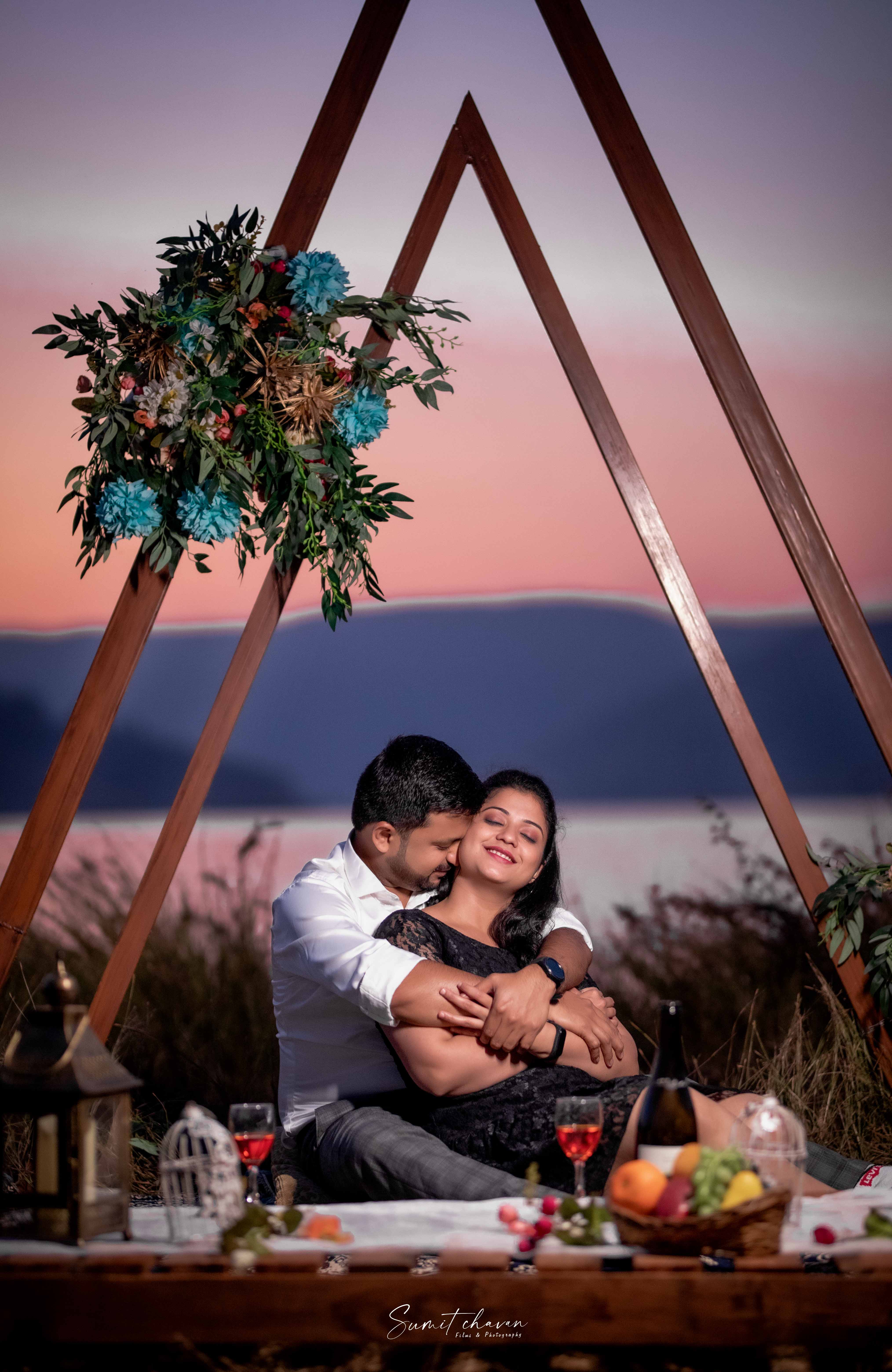 Sangam and Mahuli pre-wedding collection Satara - stunning moments