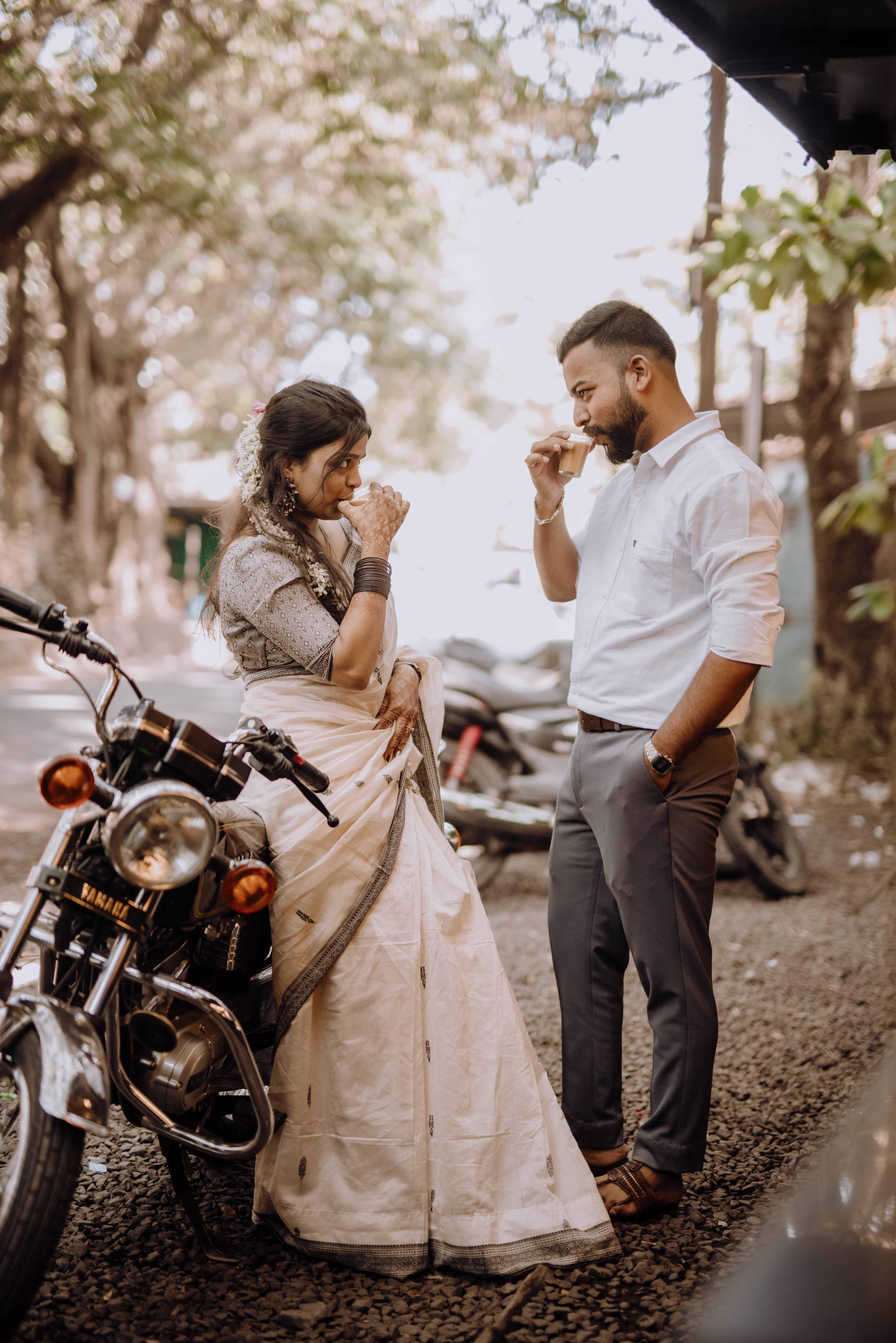 Ashutosh Neha pre-wedding shoot Rajwada Satara - beautiful couple photography