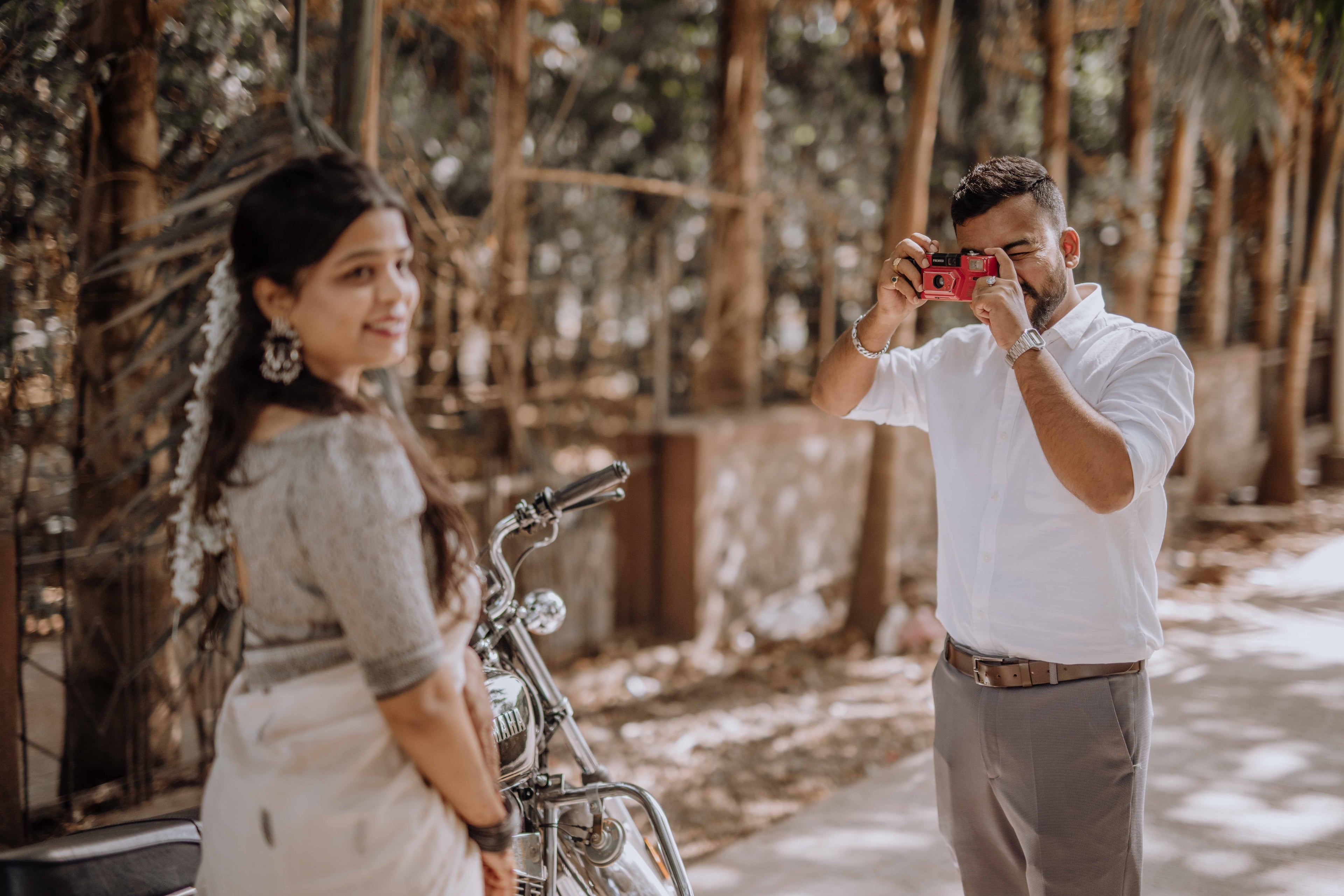 Ashutosh Neha natural pre-wedding photography Rajwada Satara - couple session