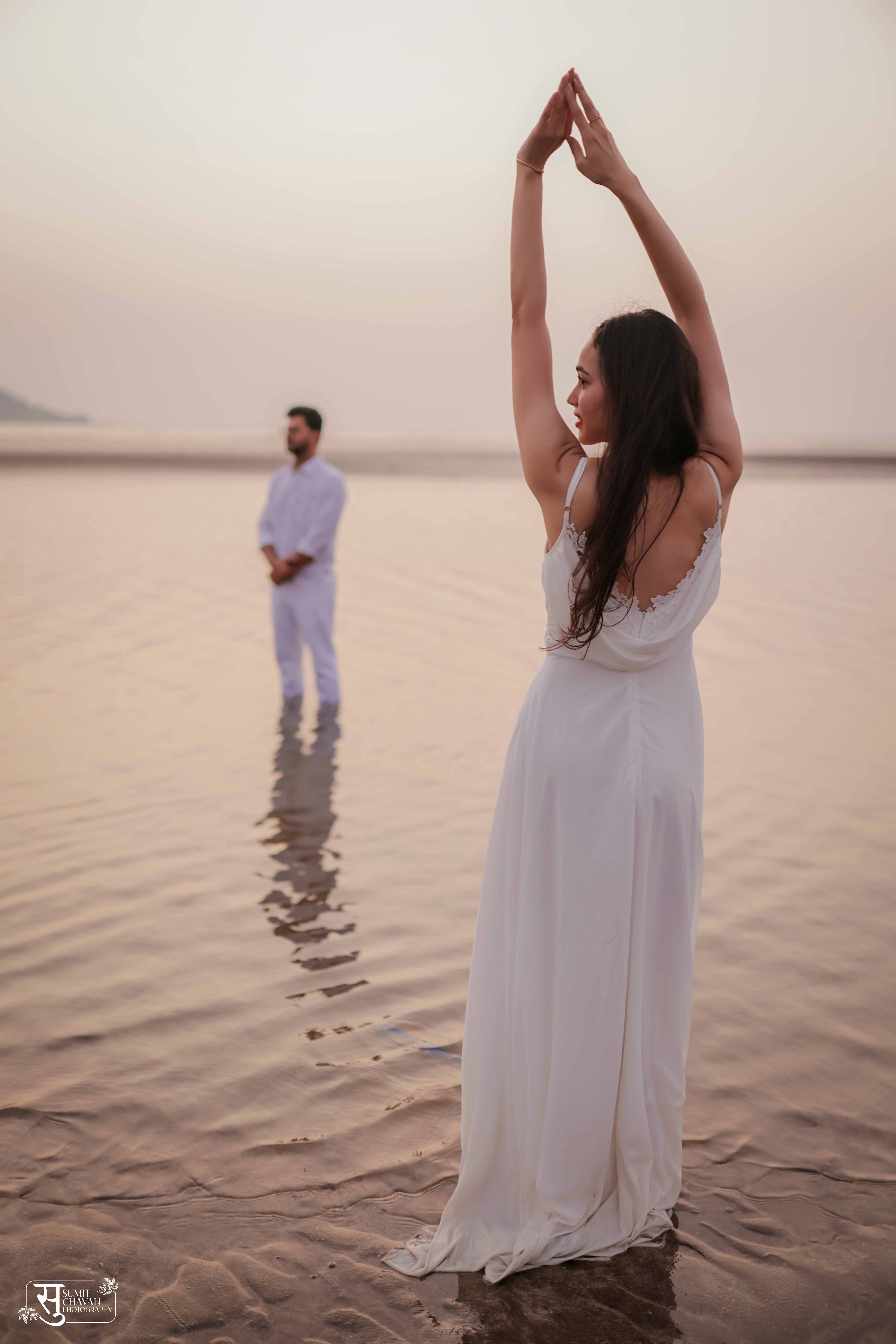 Pravan Meghna pre-wedding shoot Alibagh - beautiful couple photography
