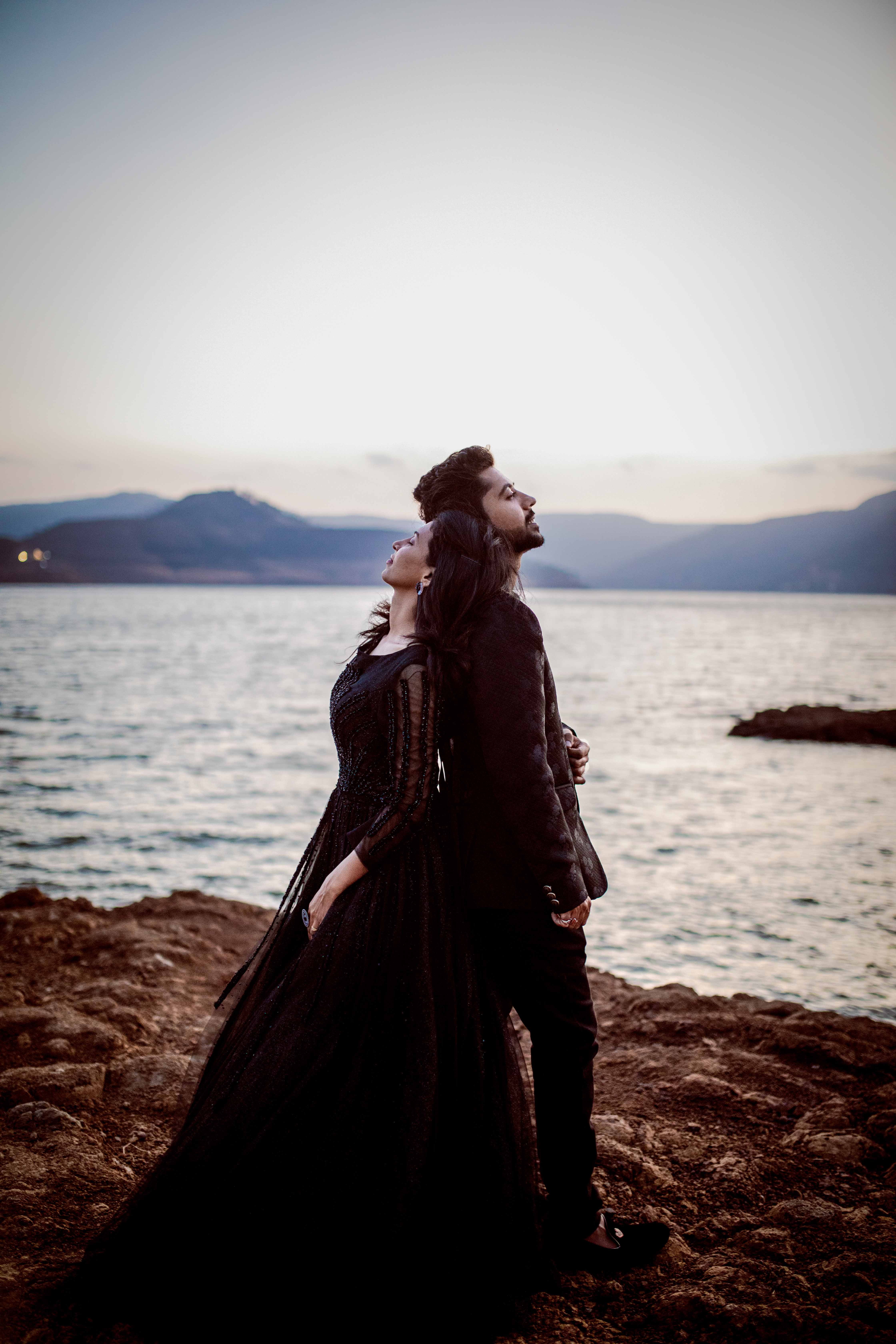 pre-wedding beautiful lighting - pre-wedding photography portfolio
