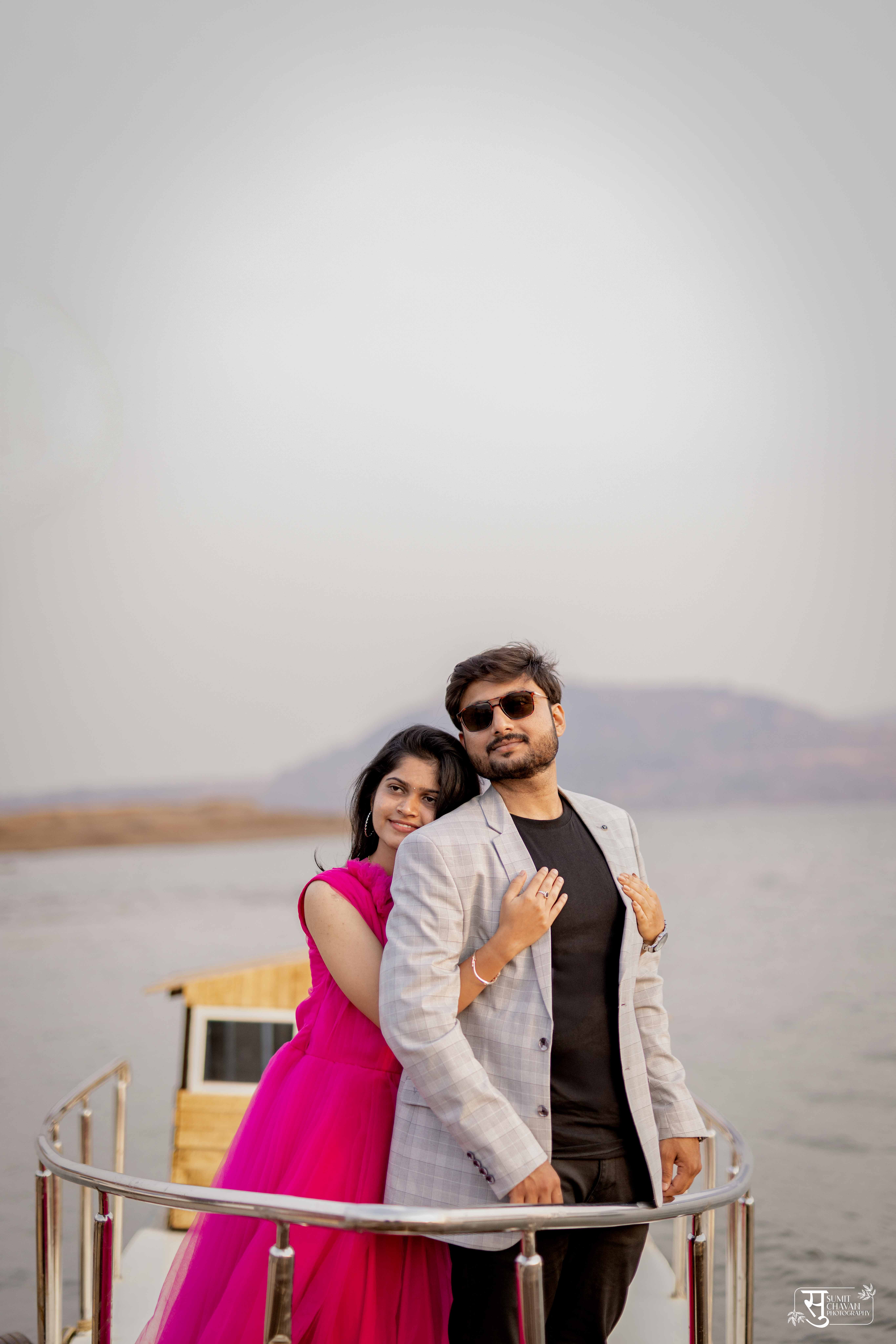 pre-wedding romantic couple moments - pre-wedding photography portfolio