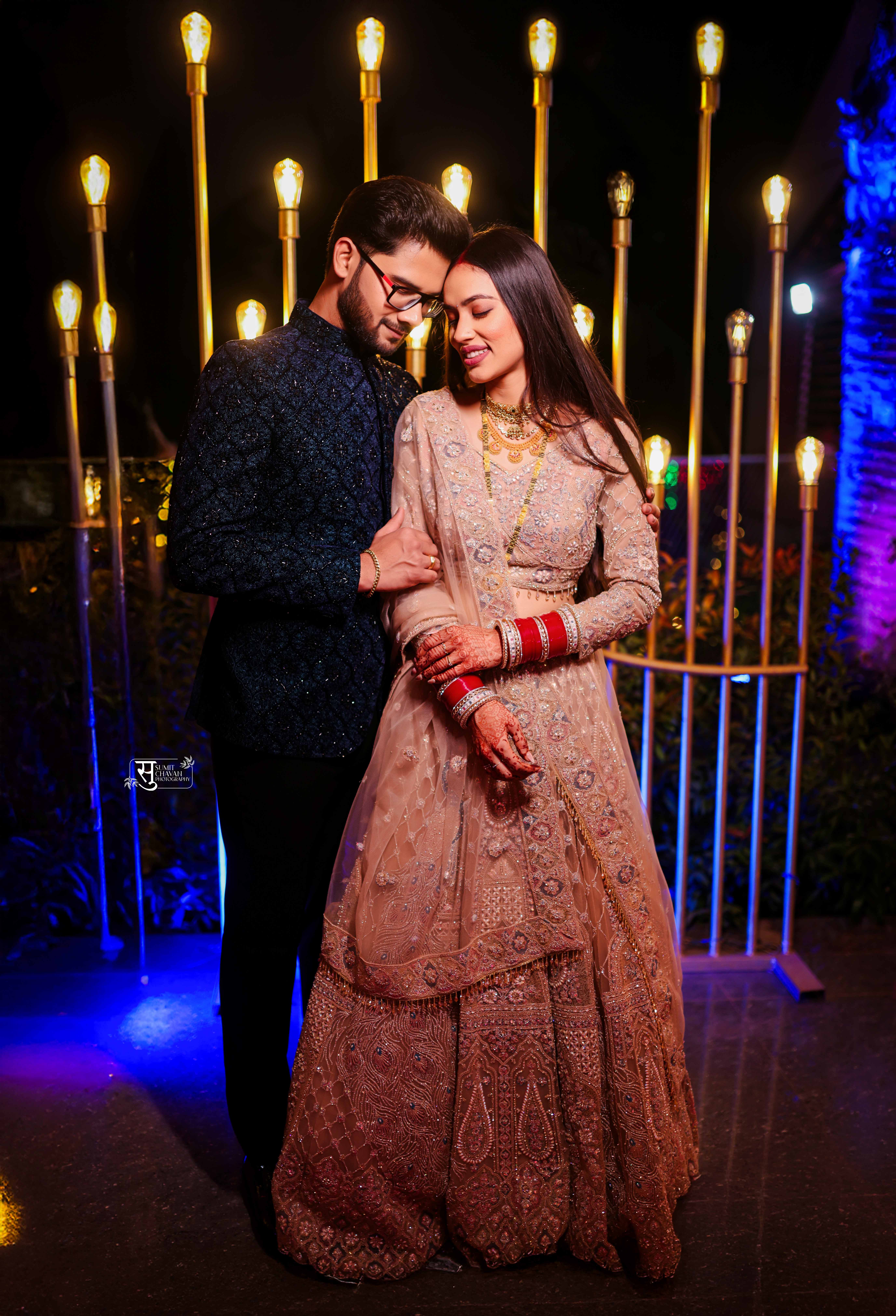 wedding couple indoor portrait